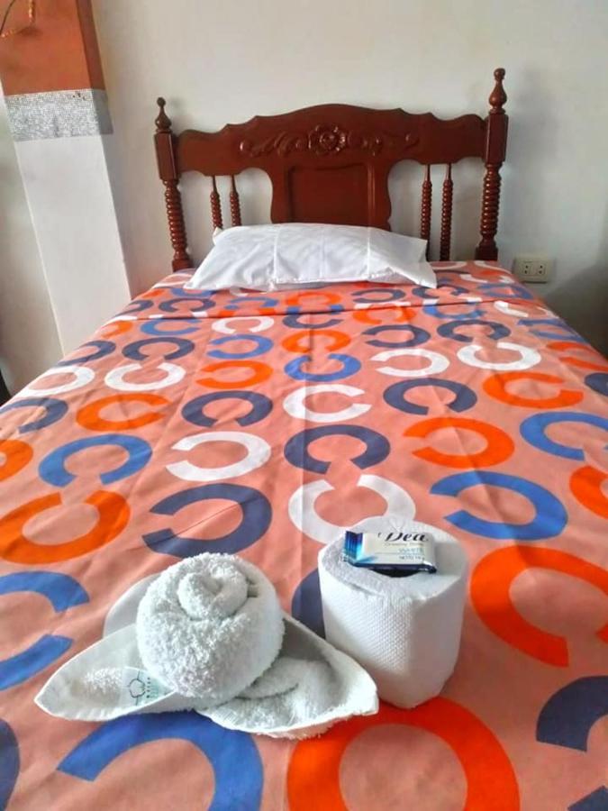 לימה Inti Hostel Airport מראה חיצוני תמונה